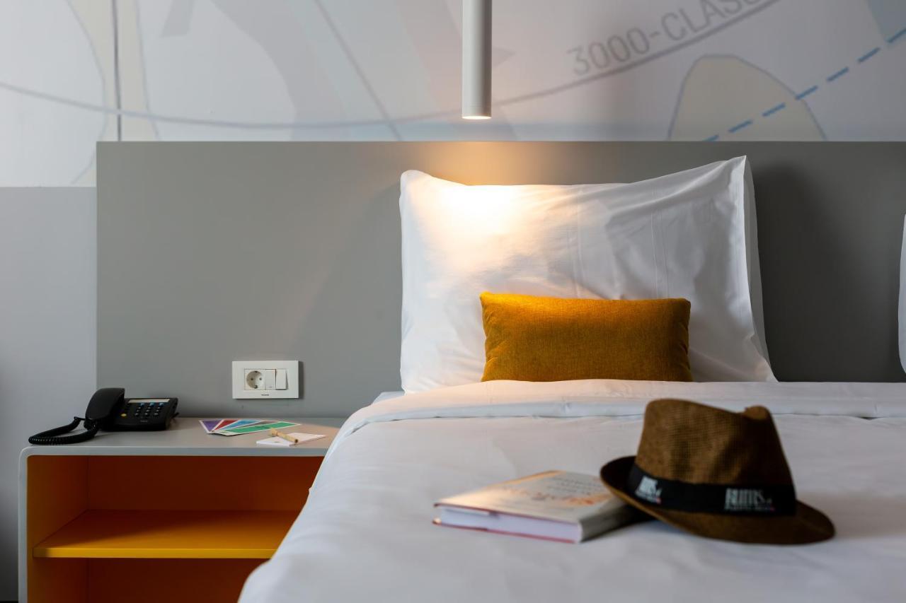 Ibis Styles Bucharest Airport Hotel Otopeni Eksteriør billede